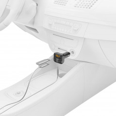 Annat kul - FM-sändare med AUX-IN och USB-IN