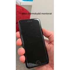 iPhone begagnad - iPhone SE 64GB 2020 (2nd Gen) Svart (beg med mycket repor skärm)