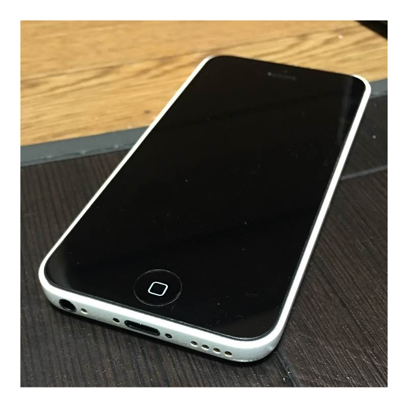 iPhone begagnad - iPhone 5C 16GB vit (beg med lägre batterihälsa) (för samtal och SMS, ej appar)