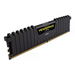 Begagnade RAM-minnen - Corsair Vengeance 16GB 3200 MHz DDR4 RAM-minne till stationär dator (beg)