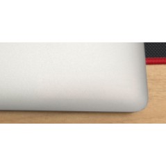 Begagnad MacBook Pro - MacBook Pro M1 2020 Touchbar 8GB 256GB SSD Rymdgrå (beg med liten spricka under skärmen, små märken skärm)