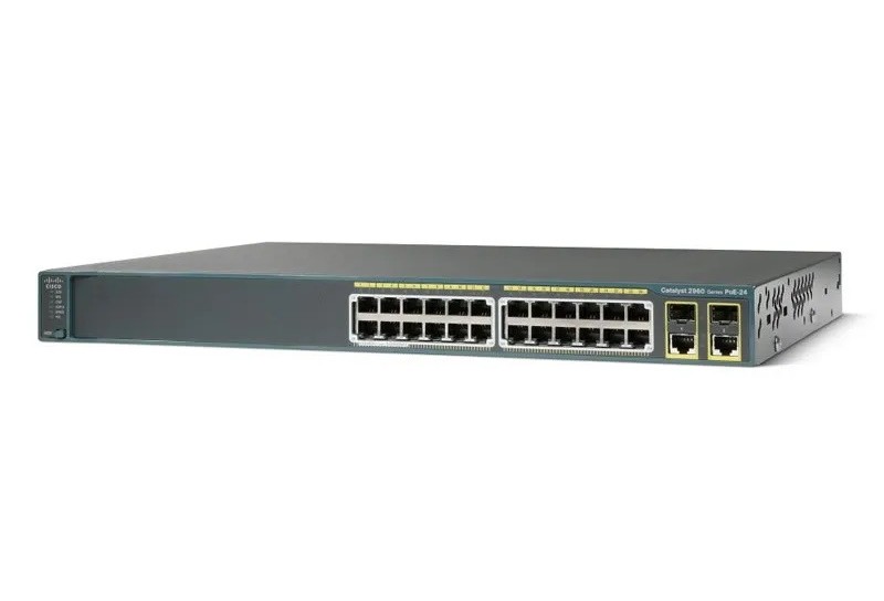 Cisco Catalyst WS-C2960-24PC-L 24-portars rackmonterad switch (beg)