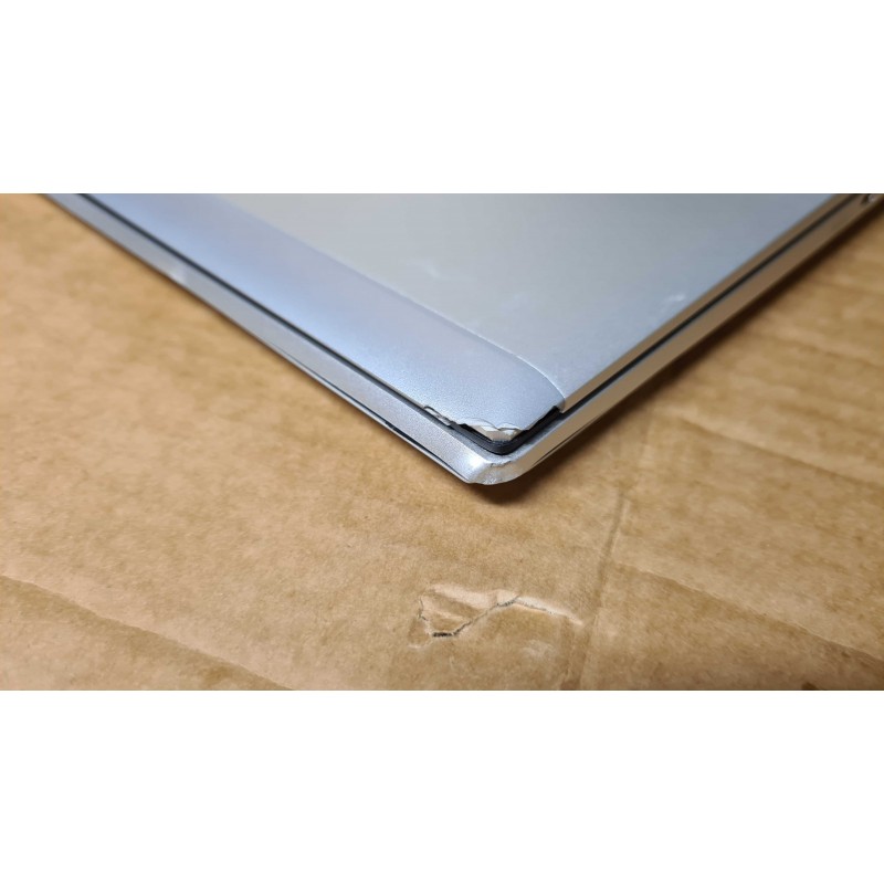 Laptop 14" beg - HP EliteBook 840 G7 14" Full HD i5 16 GB 256 GB SSD Windows 11 Pro (beg med kantstöt, spricka)