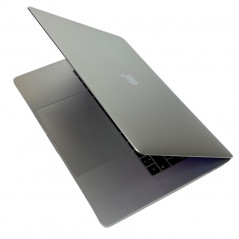 Begagnad MacBook Pro - MacBook Pro 15-tum 2019 i7 16GB 256GB Space Grey (beg med små märken skärm)