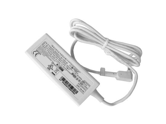 Acer datorladdare 45W med 3.0 mm x 1.1 mm kontakt med strömkabel (beg)