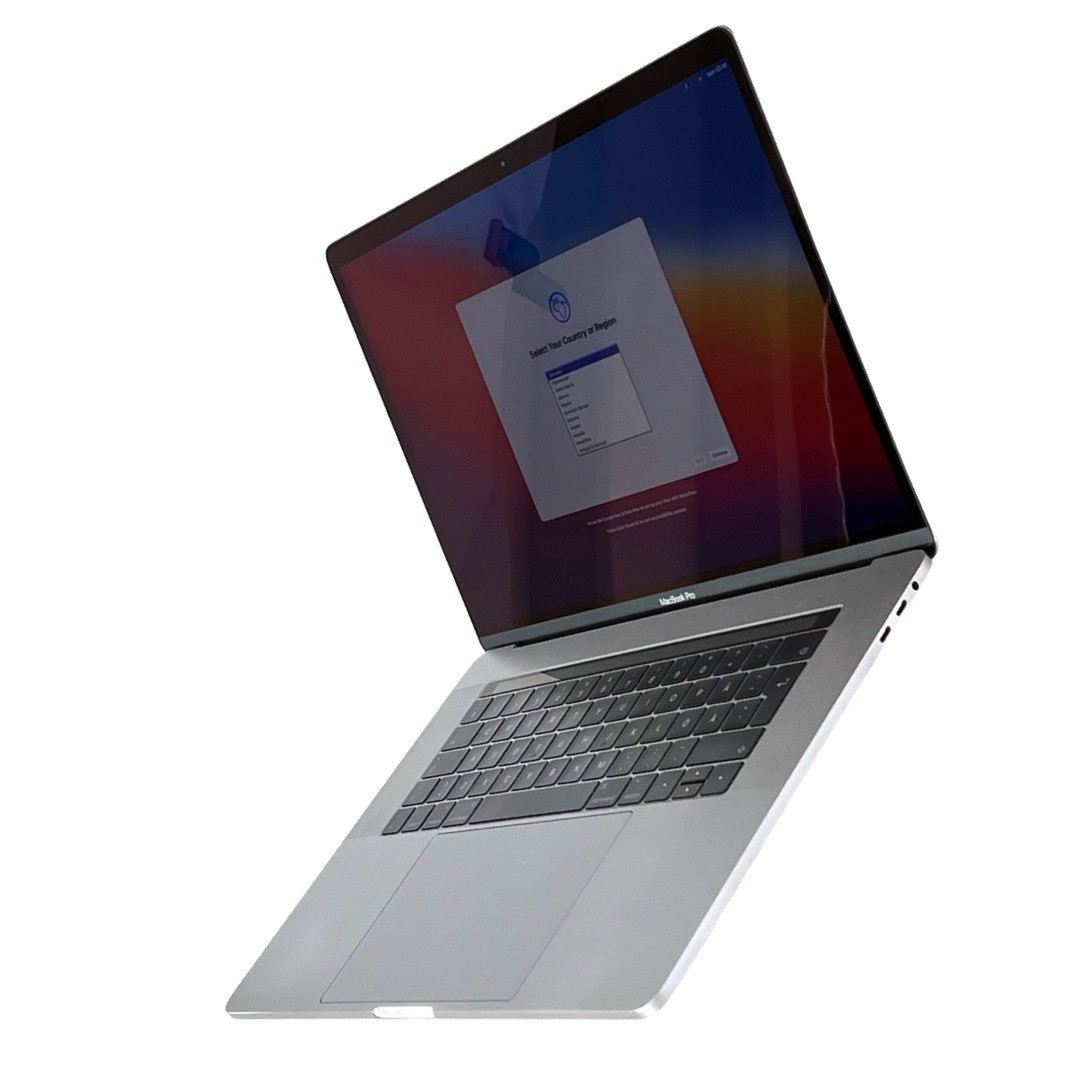 MacBook Pro 2016 15" i7 16GB 512GB med Touchbar Space Grey (beg med mura, små märken skärm, skuggor lock) |Som ny|