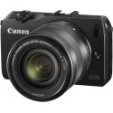 Canon EOS M + 18-55mm IS + Blixt