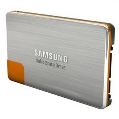 Interna hårddiskar - Samsung SSD-hårddisk 128GB (beg)